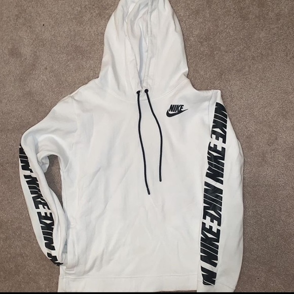 White Nike Hoodie - Picture 1 of 1